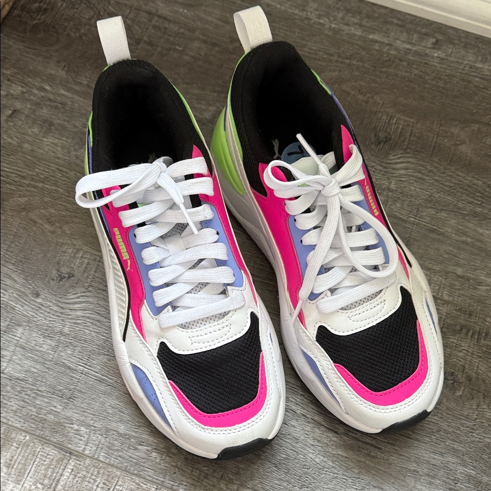 Puma White Pink Black Green Accent Sneakers